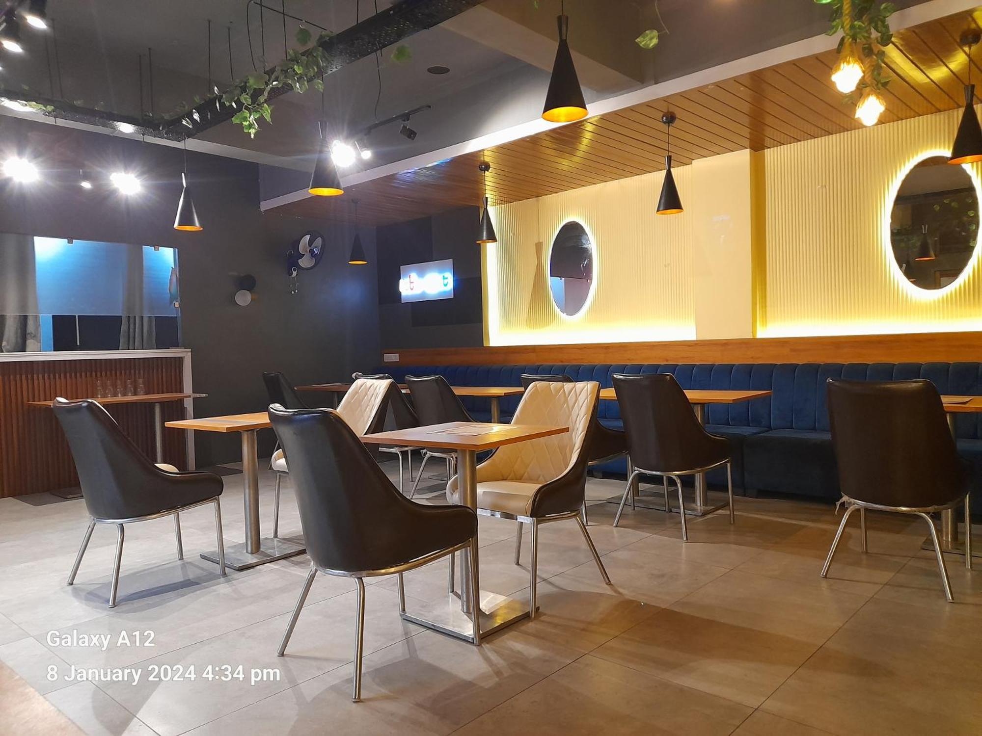 Hotel Pink Paradise Gorakhpur Eksteriør bilde